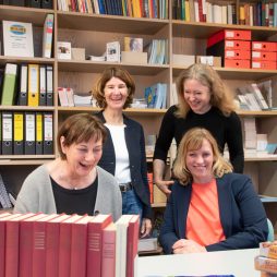 Das Team aus dem Plattdüütskbüro. Ilse Gerdes, Elke Brückmann, Grietje Kammler und Vera Hansen