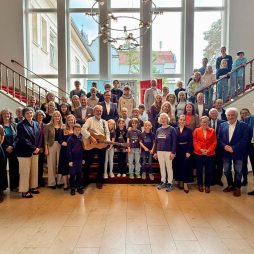 Gruppenbild alle Platt is cool mit MP Lies bearbeitet